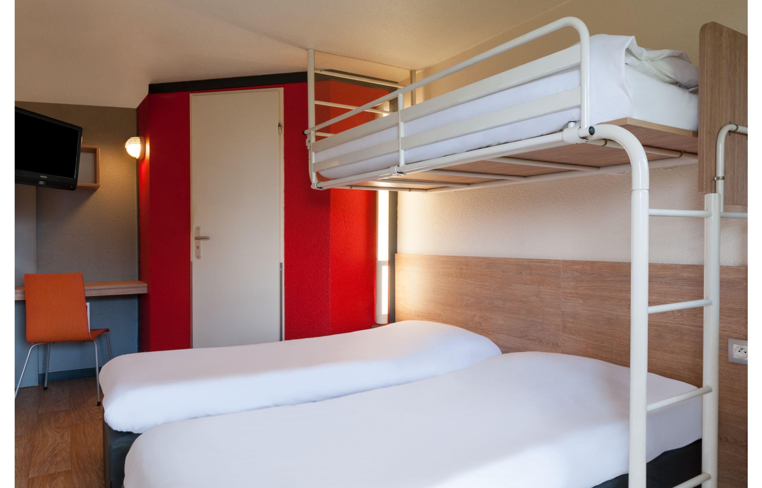 เปอตี เดฌ-โฮเต็ล รูอ็อง Hotel Saint-Etienne-du-Rouvray ภายนอก รูปภาพ