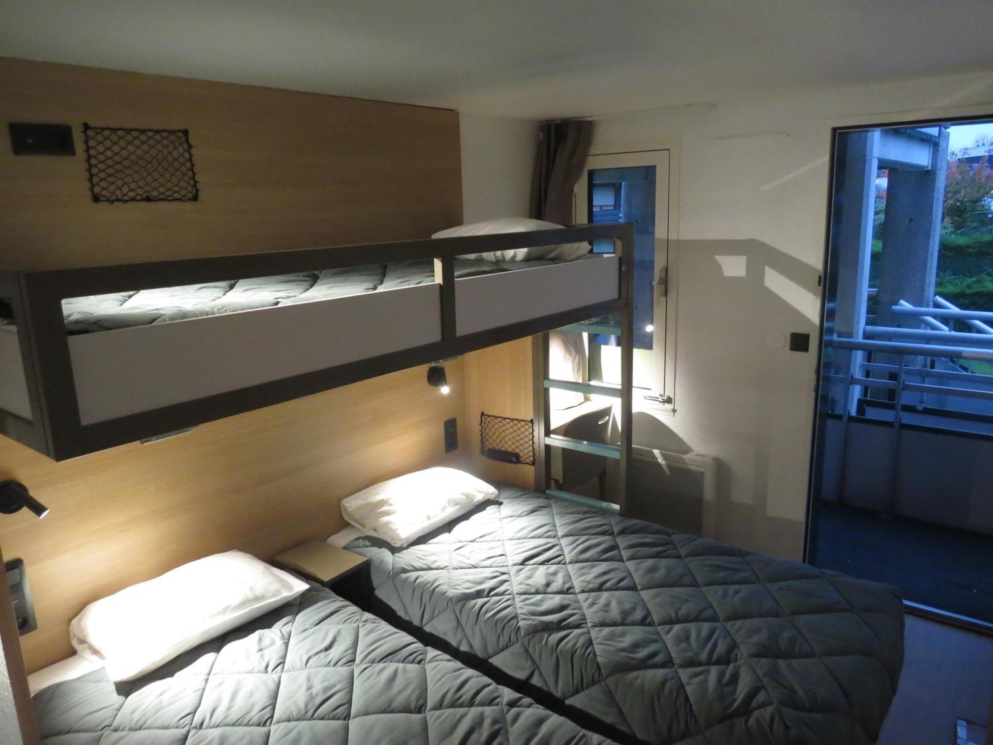 เปอตี เดฌ-โฮเต็ล รูอ็อง Hotel Saint-Etienne-du-Rouvray ภายนอก รูปภาพ