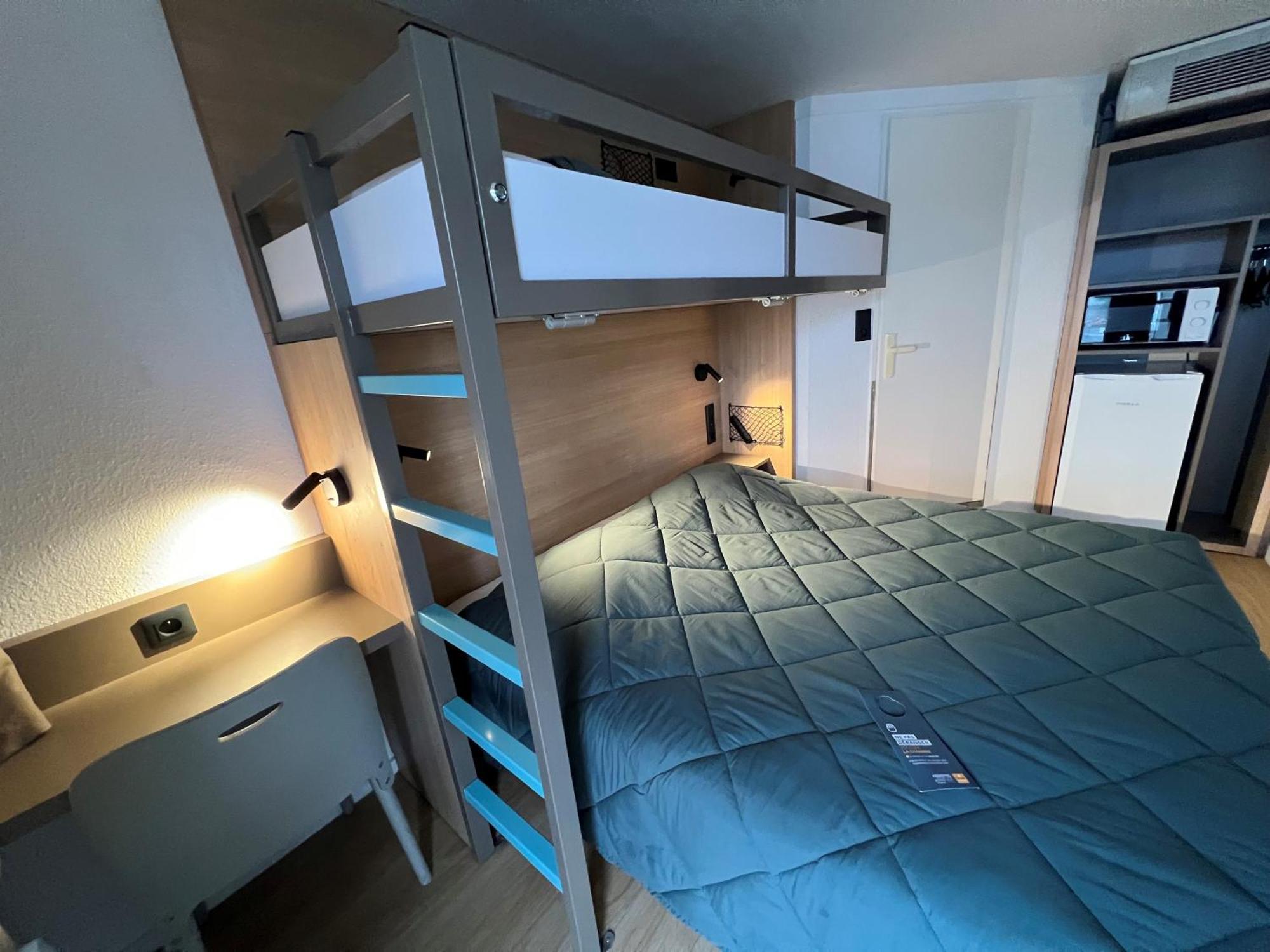 เปอตี เดฌ-โฮเต็ล รูอ็อง Hotel Saint-Etienne-du-Rouvray ภายนอก รูปภาพ