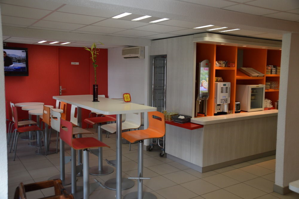 เปอตี เดฌ-โฮเต็ล รูอ็อง Hotel Saint-Etienne-du-Rouvray ภายนอก รูปภาพ